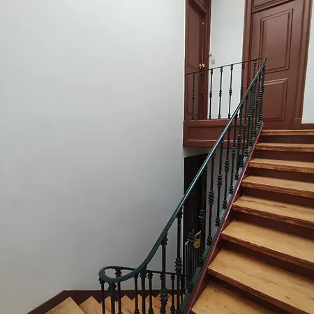 Lisbon, Renovated T2 With Balcony Near Saldanha, Estefania, * Лісабон