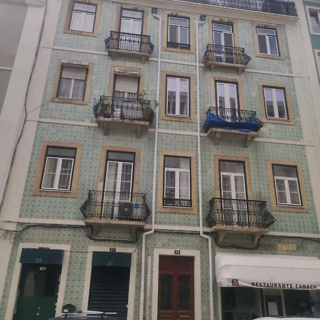 Апартаменти Lisbon, Renovated T2 With Balcony Near Saldanha, Estefania, *