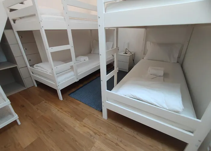 شقة Lisbon, Renovated T2 With Balcony Near Saldanha, Estefania,